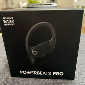 Powerbeats Pro Like New